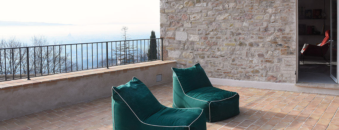 The large terrace of Assisi al Quattro holiday home in historic centre of Assisi, Umbria, Italy