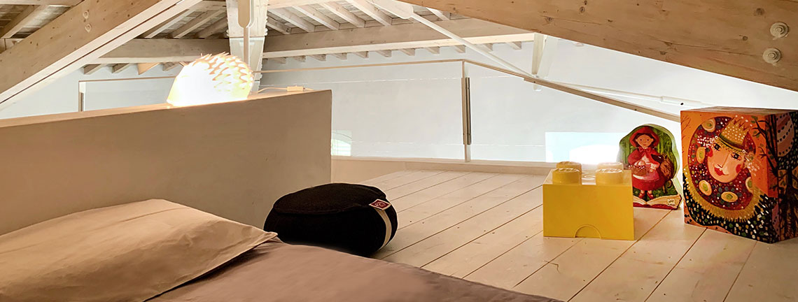 Tatami mat, futon and a zafu cushion. Assisi al Quattro holiday residence in historic centre of Assisi, Umbria, Italy