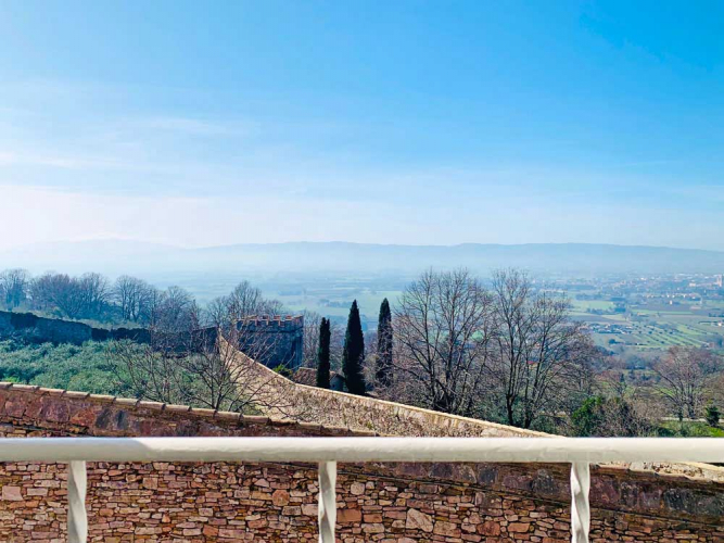 Casa vacanze con vista sul paesaggio di Assisi patrimonio Unesco. Assisi al Quattro, Perugia, Umbria