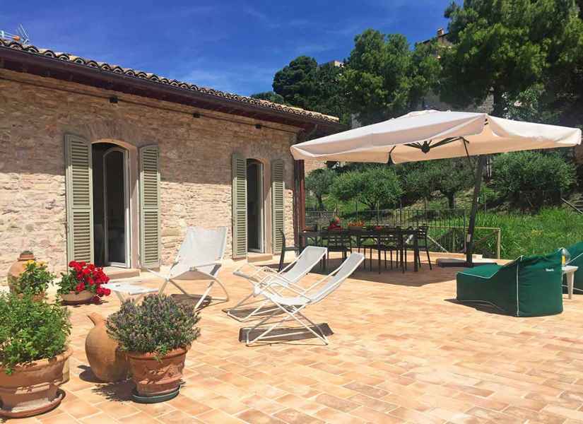 Holiday house terrace with beautiful view historic centre of Assisi. Assisi al Quattro, Perugia, Umbria, Italy