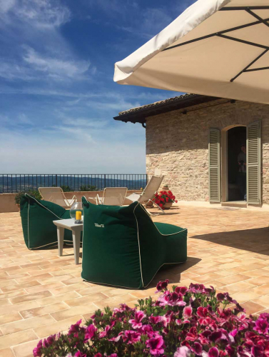 Historisches Zentrum der Ferienwohnung Assisi mit Terrasse zum Entspannen, Meditieren und Yoga